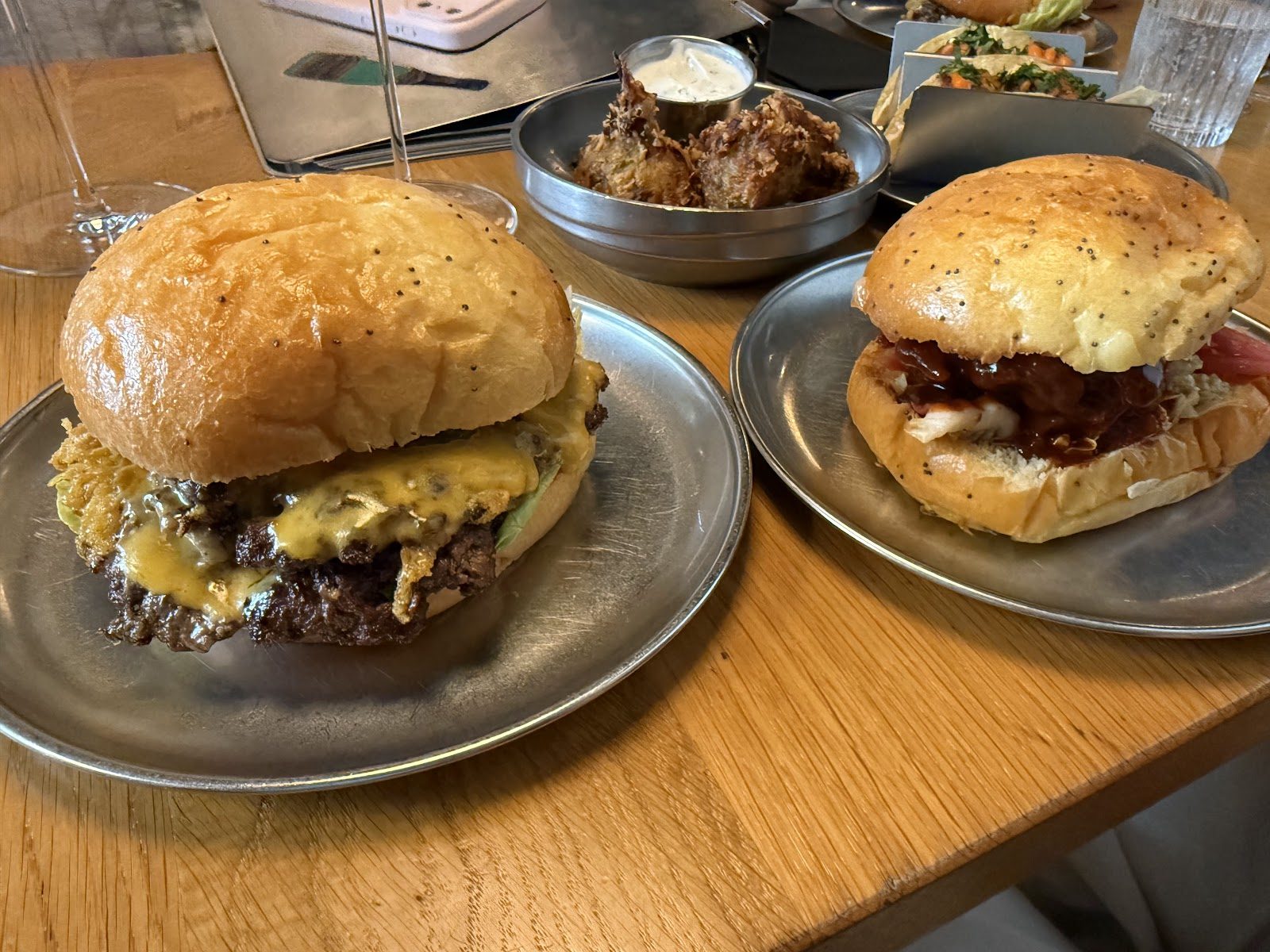 Sacré Burger, restaurant à Reims