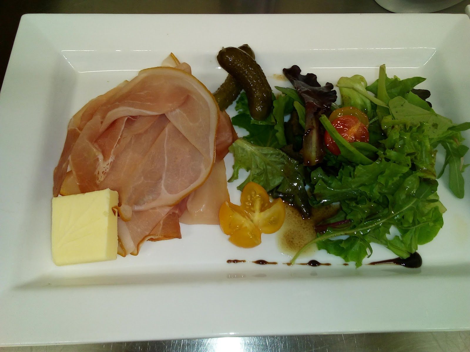 Esat Elisa 51, restaurant à Reims