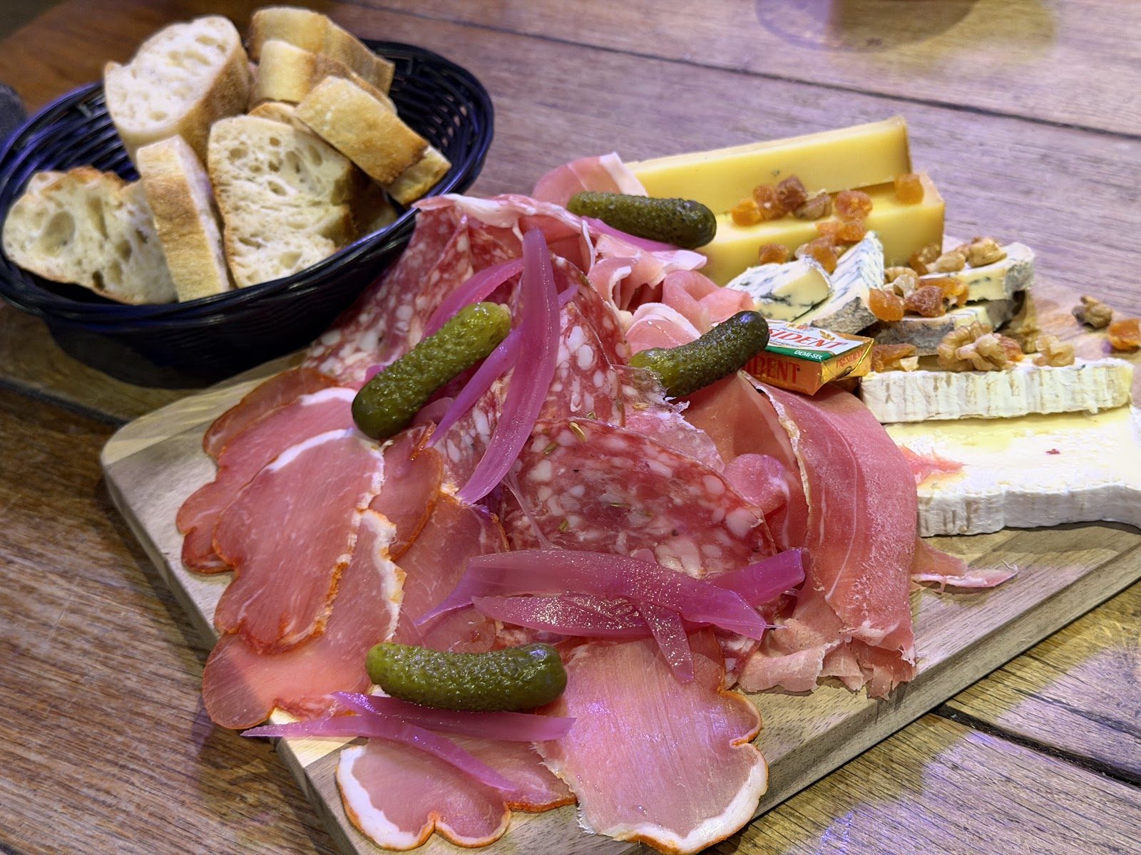 The Shop Bar, restaurant à Reims